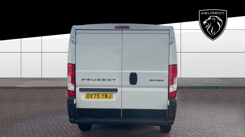 Peugeot Boxer 3500 L2 Diesel 2.2 BlueHDi 140 H1 Van Professional